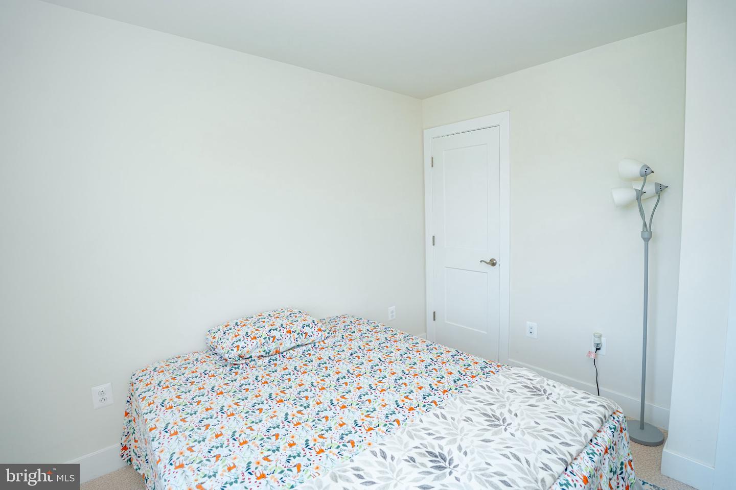 8790 Kensington Church St Property Photo 47