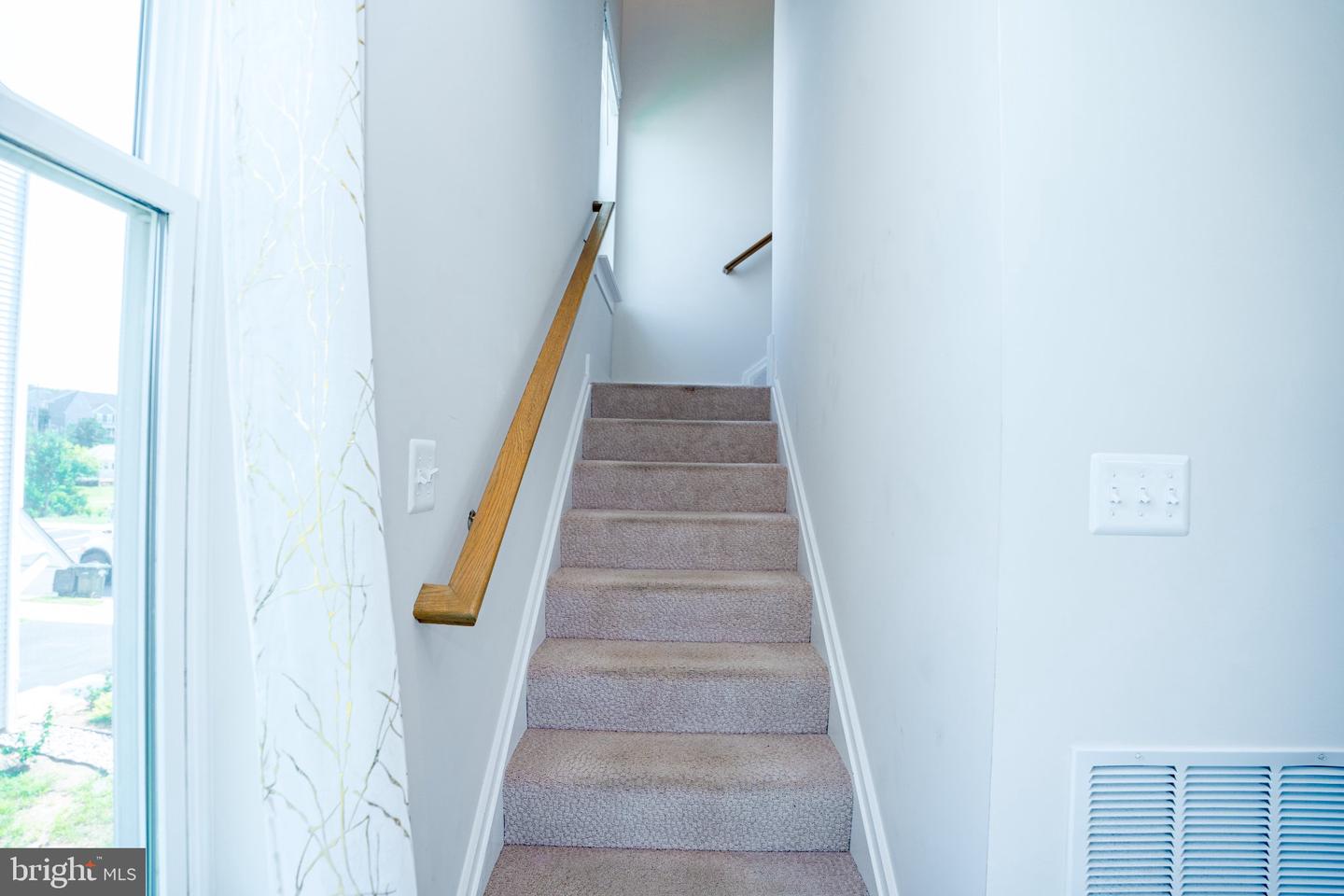 8790 Kensington Church St Property Photo 54
