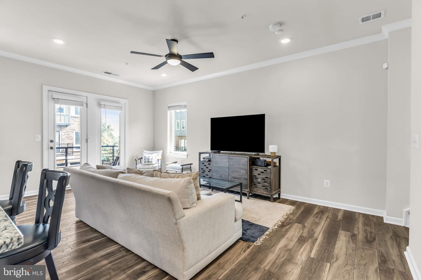 15503 Smoke Box Way Property Photo 8