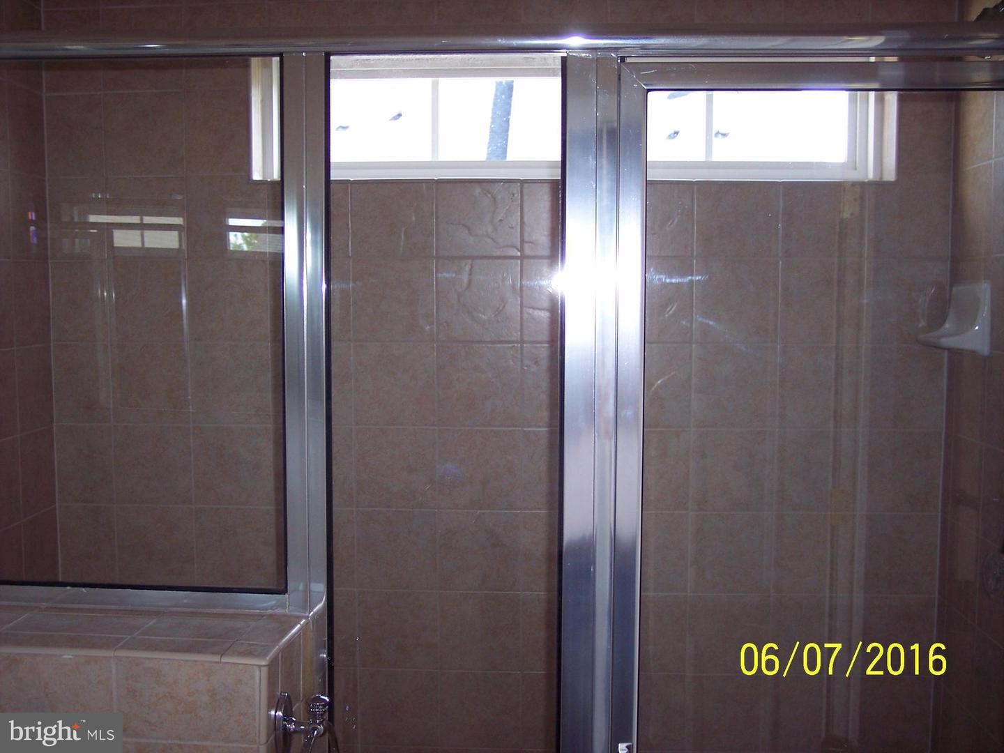 731 Chevington Ct Property Photo 5