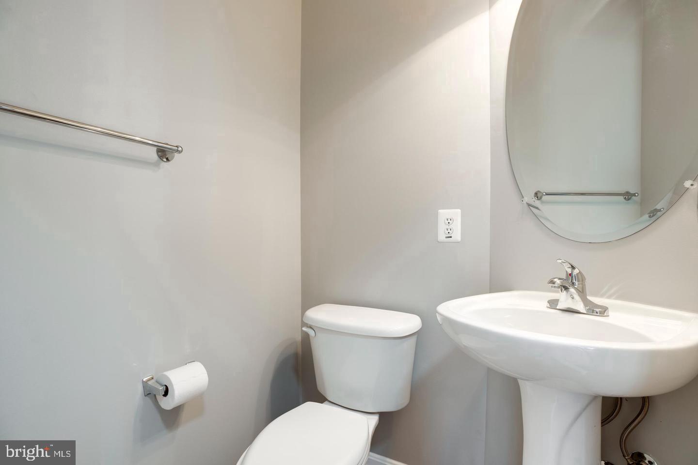 7168 Little Thames Dr Property Photo 23