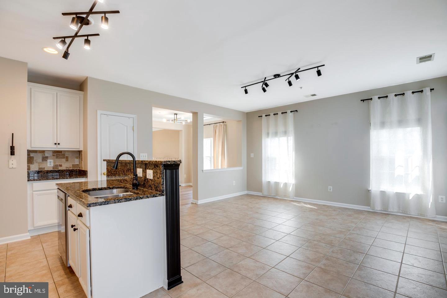 7168 Little Thames Dr Property Photo 29