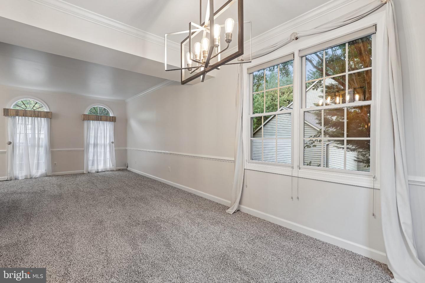 2022 Mcnamera Ct Property Photo 4