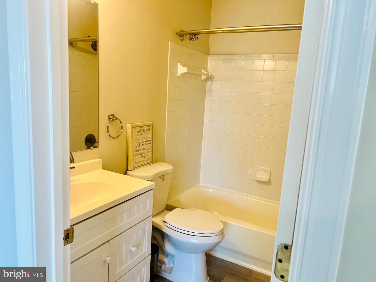 1049 Gardenview Loop #204 Property Photo 11