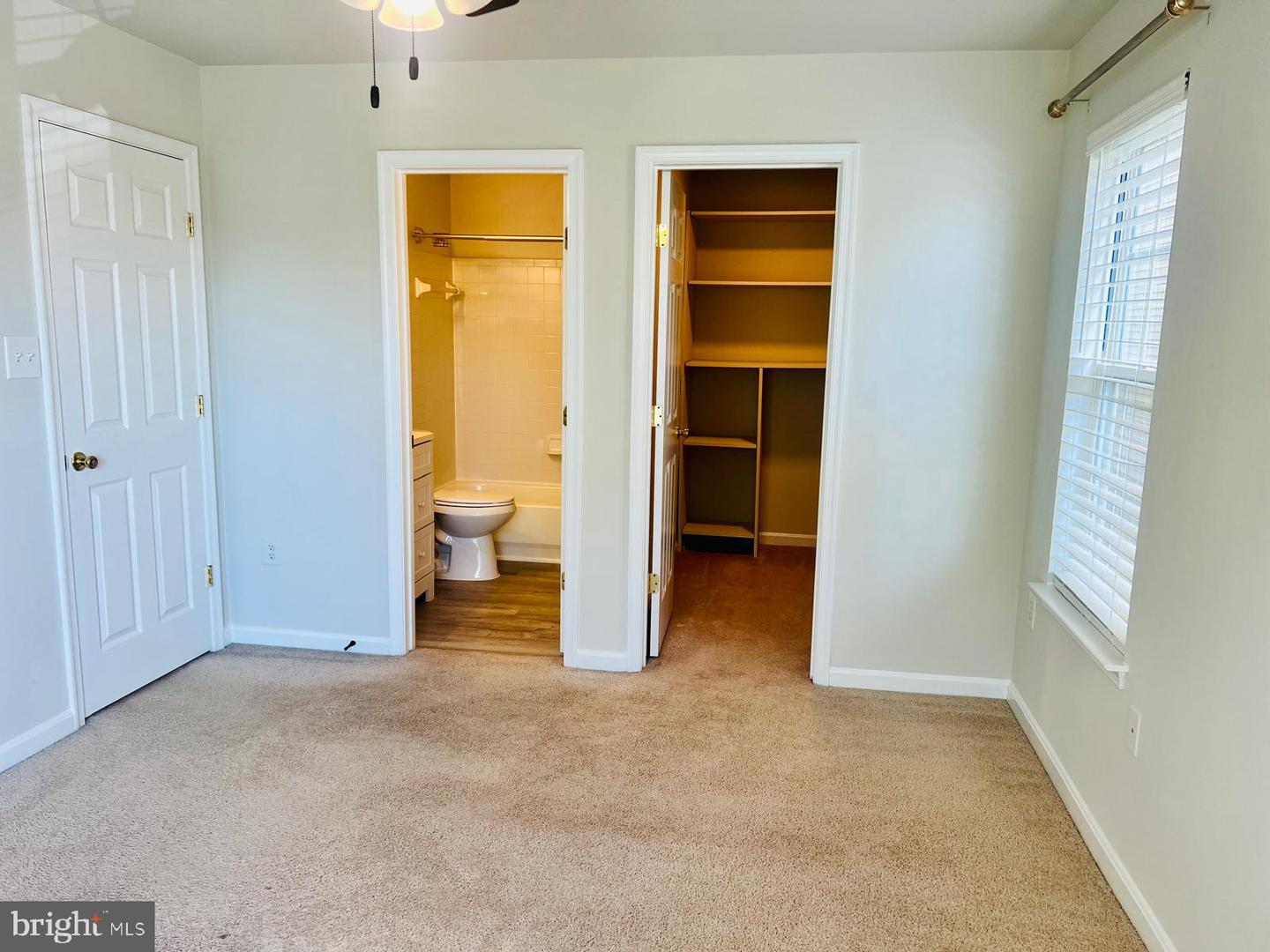 1049 Gardenview Loop #204 Property Photo 15