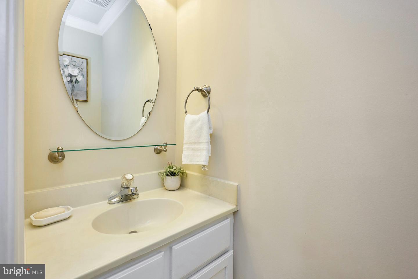 8310 Ewing Pl Property Photo 11