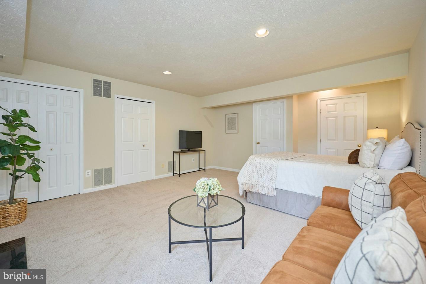 8310 Ewing Pl Property Photo 21
