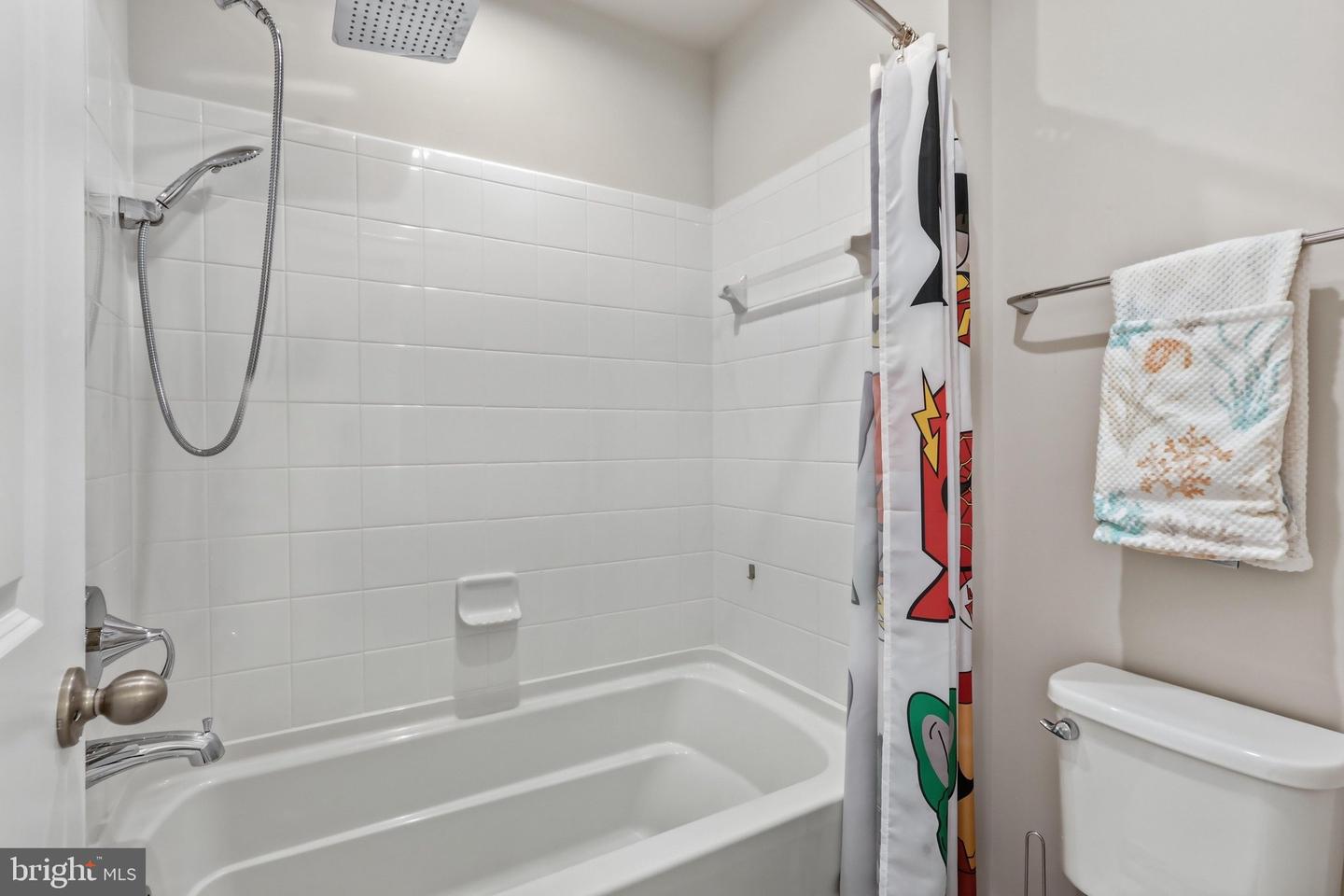 VAPW2129830 Property Photo 21