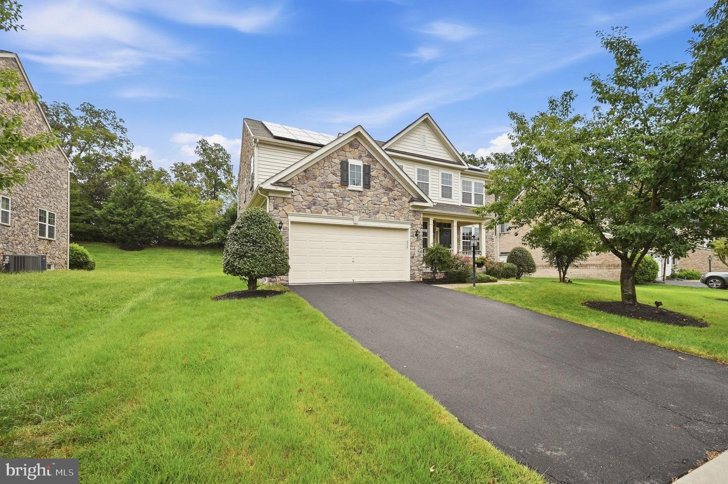 8089 Tysons Oaks Ct Property Photo 1