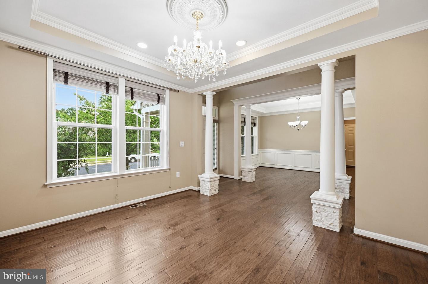 8089 Tysons Oaks Ct Property Photo 8