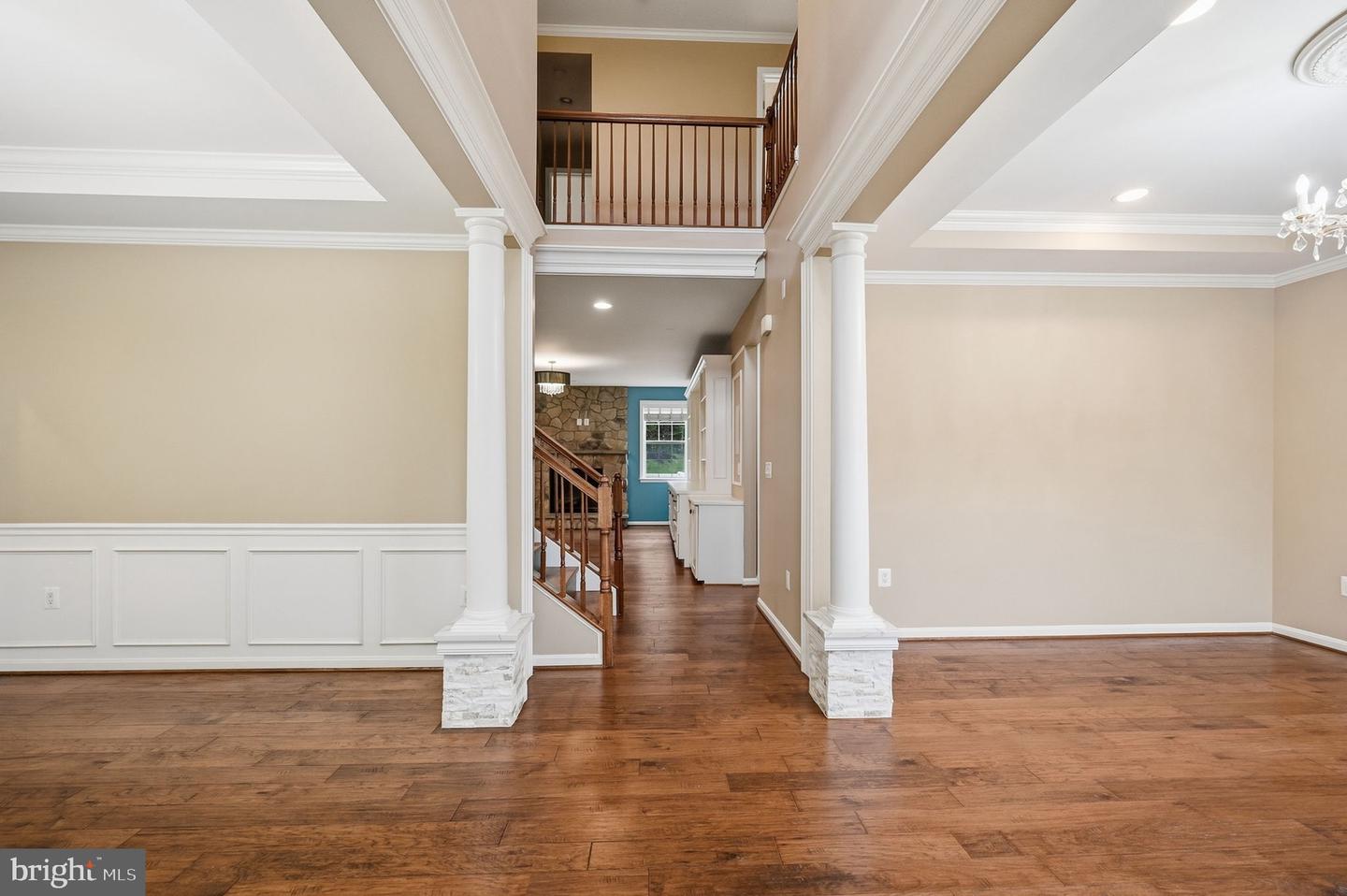 8089 Tysons Oaks Ct Property Photo 9