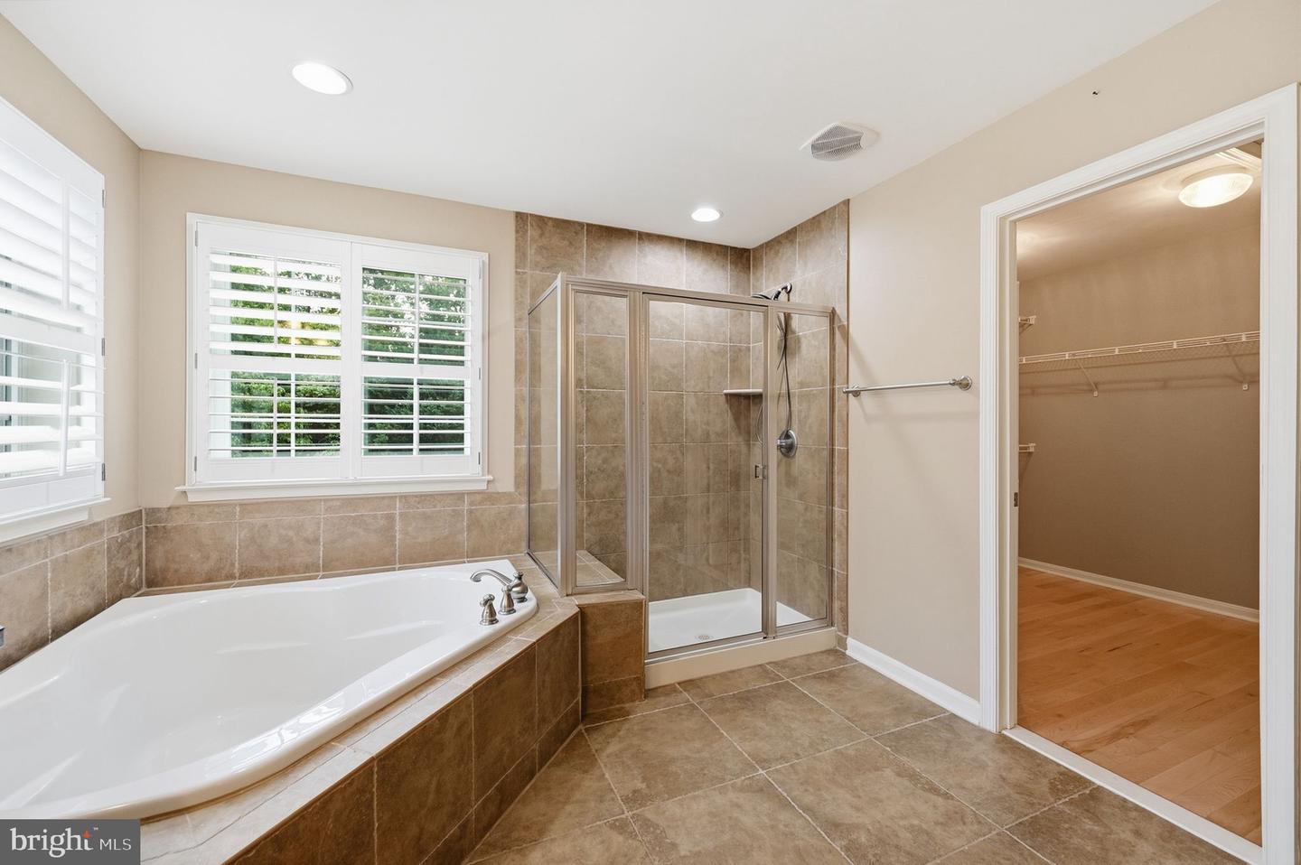 8089 Tysons Oaks Ct Property Photo 30