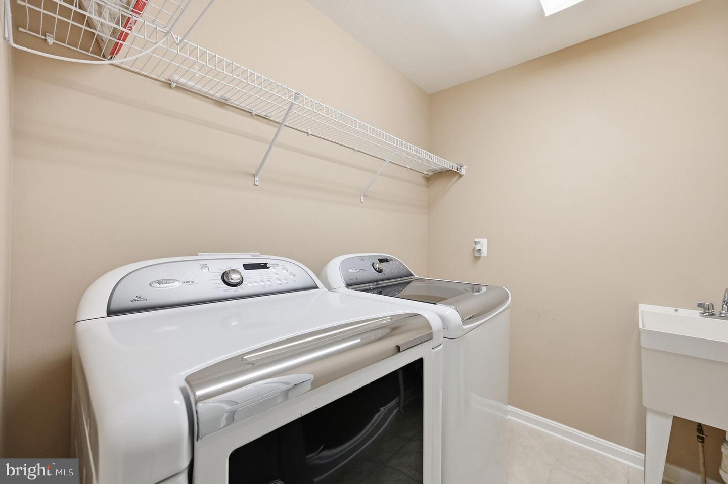 8089 Tysons Oaks Ct Property Photo 37