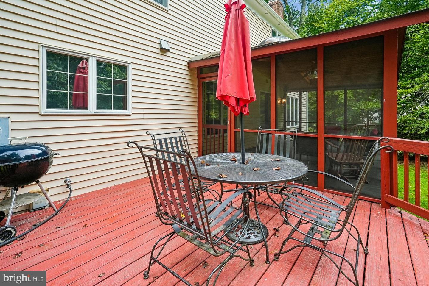 8212 Honeysuckle Rd Property Photo 22