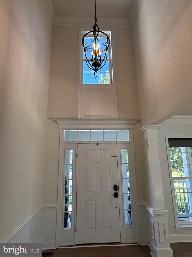 9407 Rim Rock Ct Property Photo 16