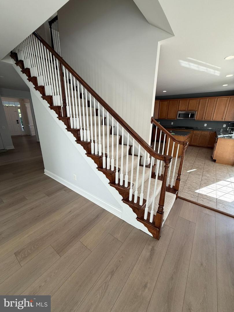 9407 Rim Rock Ct Property Photo 28