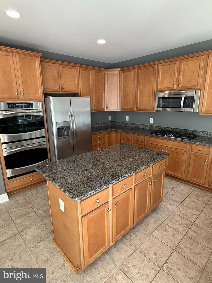 9407 Rim Rock Ct Property Photo 30