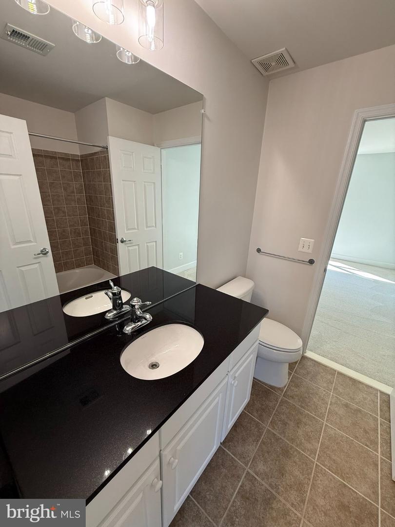 9407 Rim Rock Ct Property Photo 69