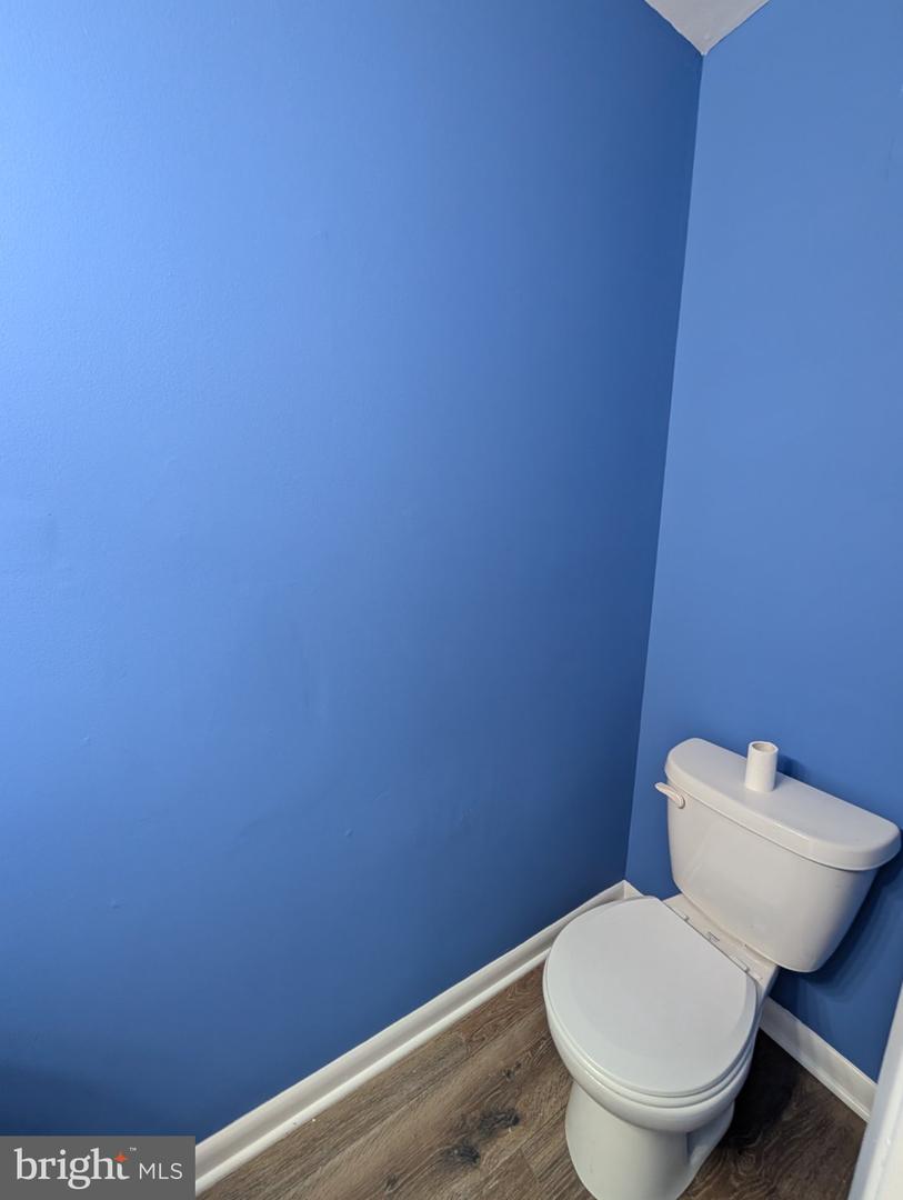 1341 Redbud Ct Property Photo 21