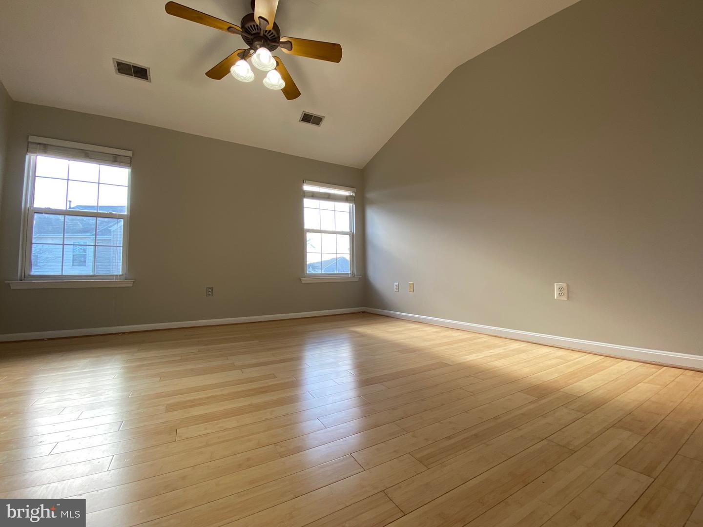14299 Newbern Loop Property Photo 11