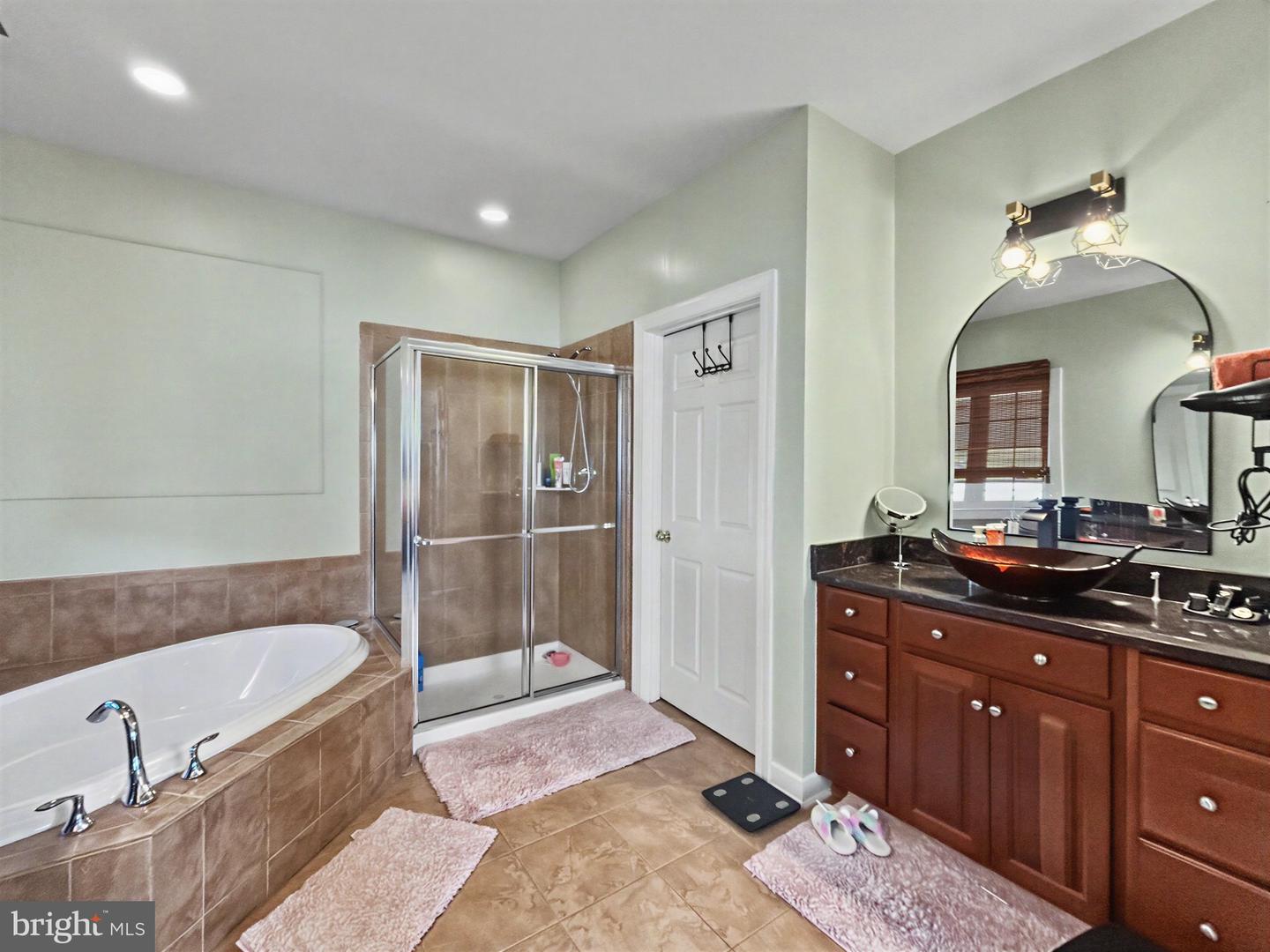 5522 Victory Loop Property Photo 26
