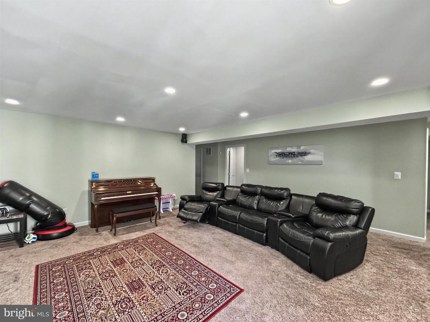 5522 Victory Loop Property Photo 37