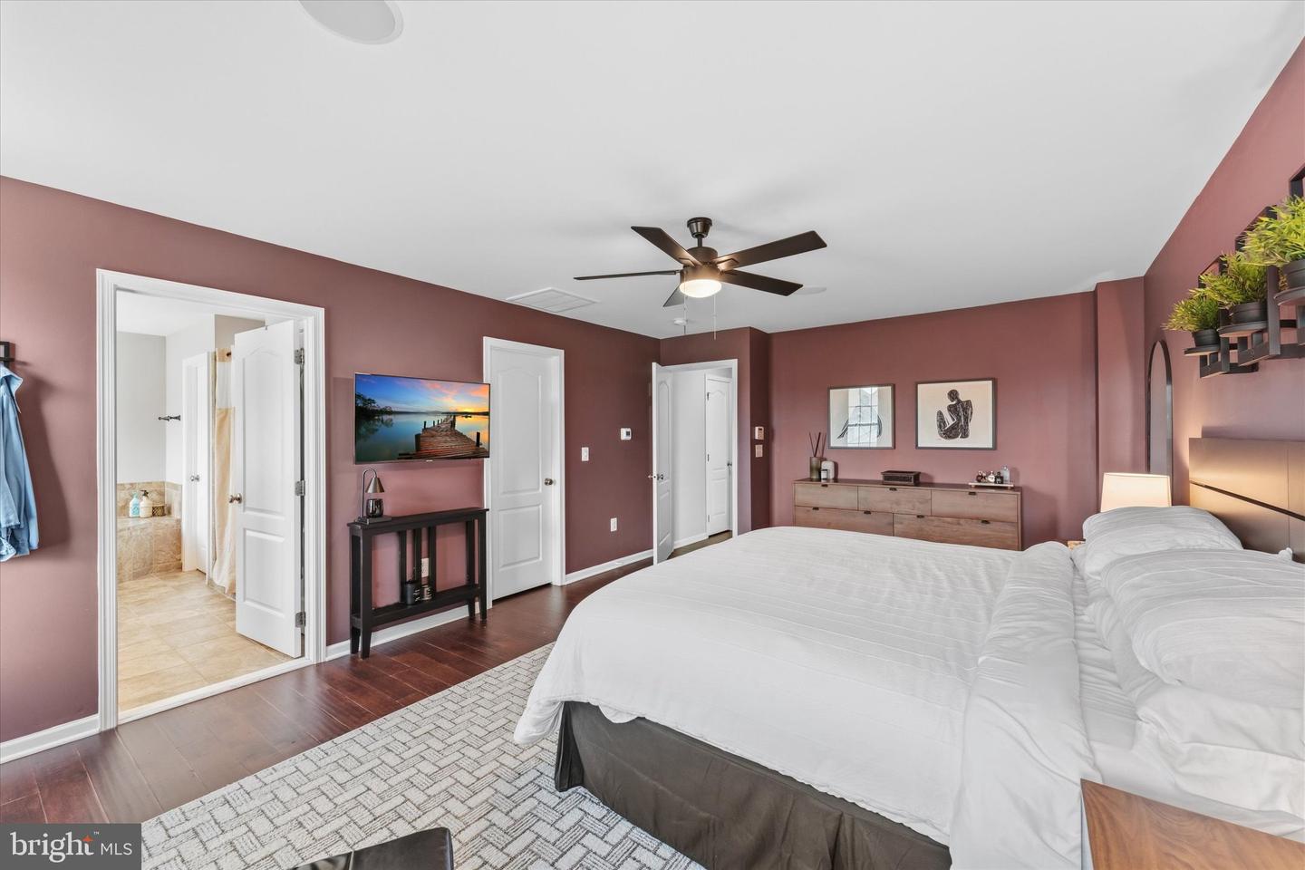 15553 Admiral Baker Cir Property Photo 23