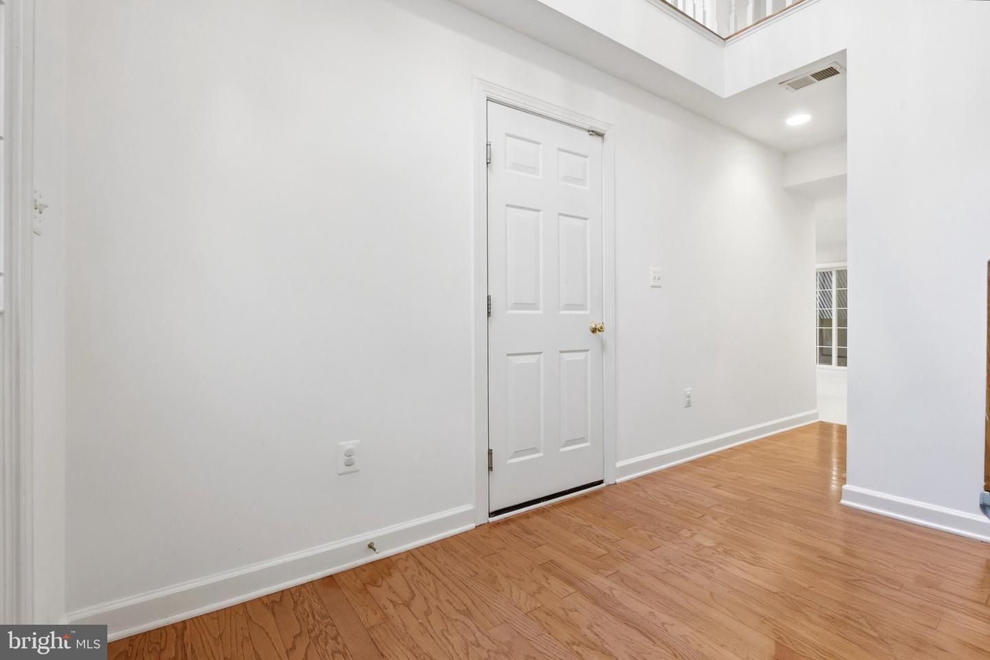 8154 Rainwater Cir Property Photo 9