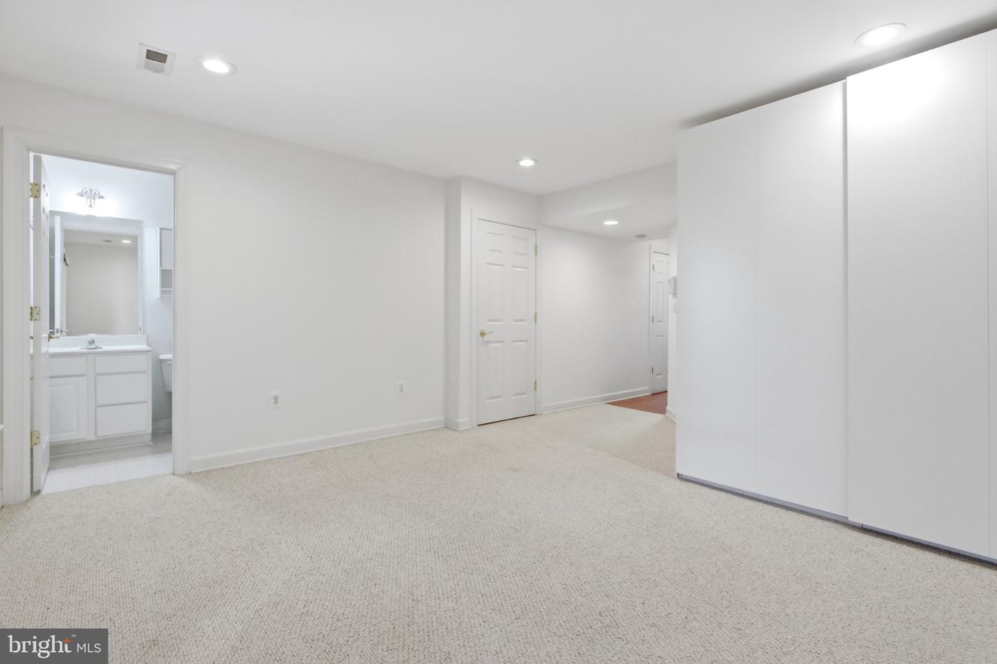8154 Rainwater Cir Property Photo 13