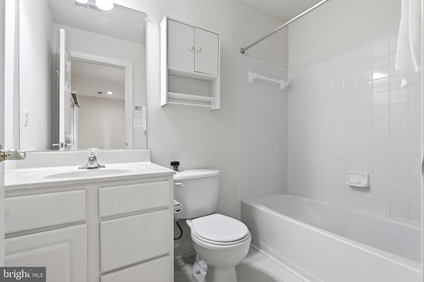 8154 Rainwater Cir Property Photo 14