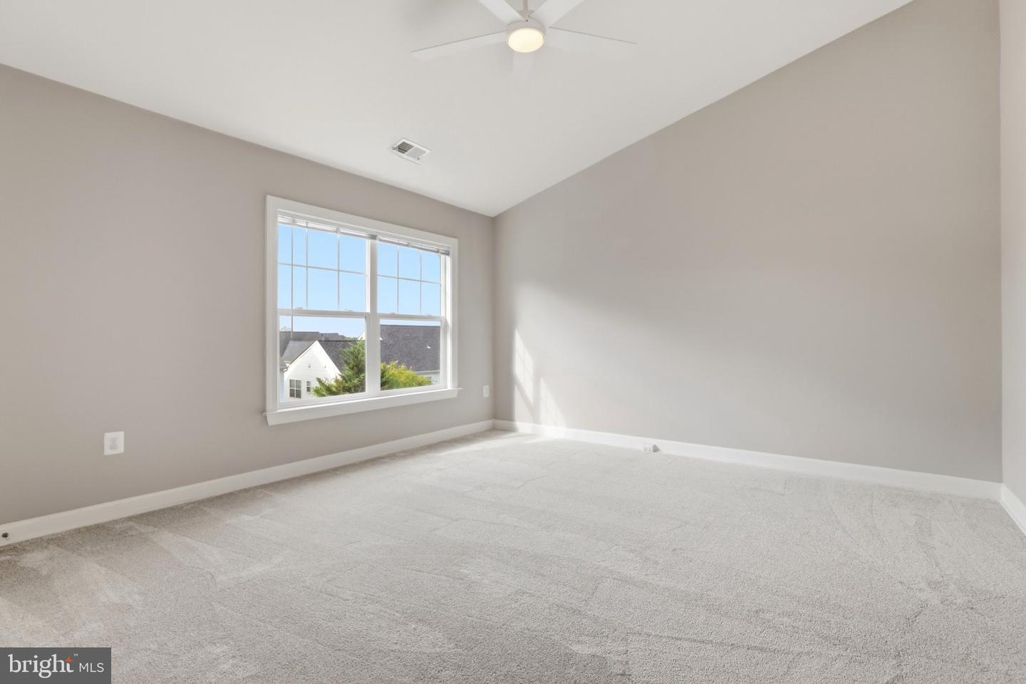 8154 Rainwater Cir Property Photo 39