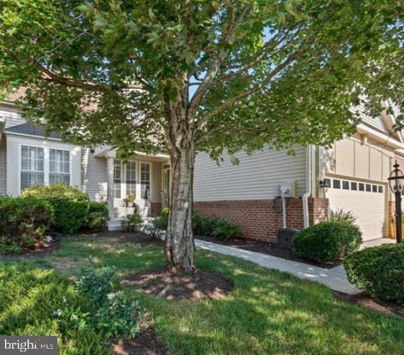 6912 BIRKENHEAD PL Property Photo 1