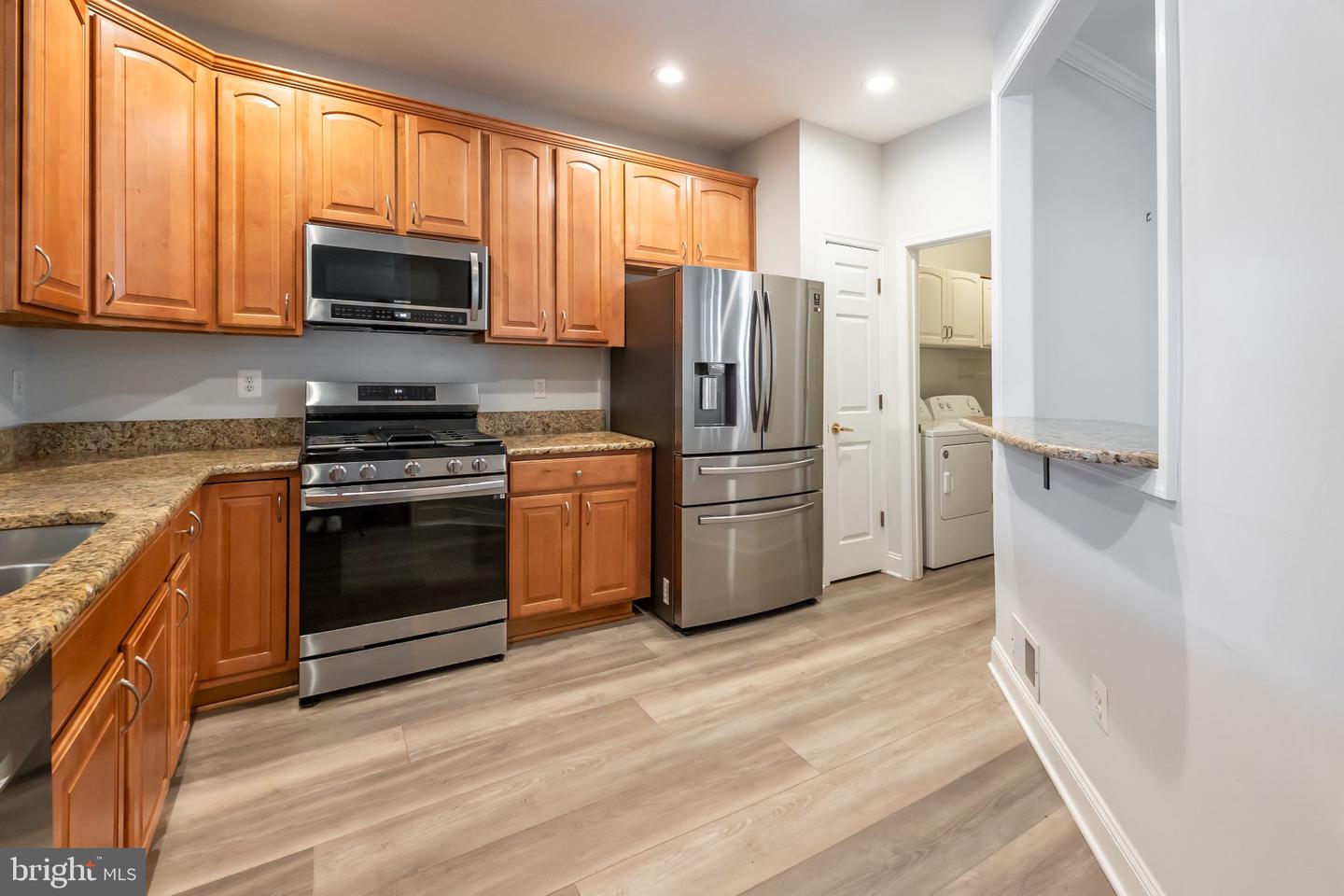 6912 Birkenhead Pl Property Photo 11