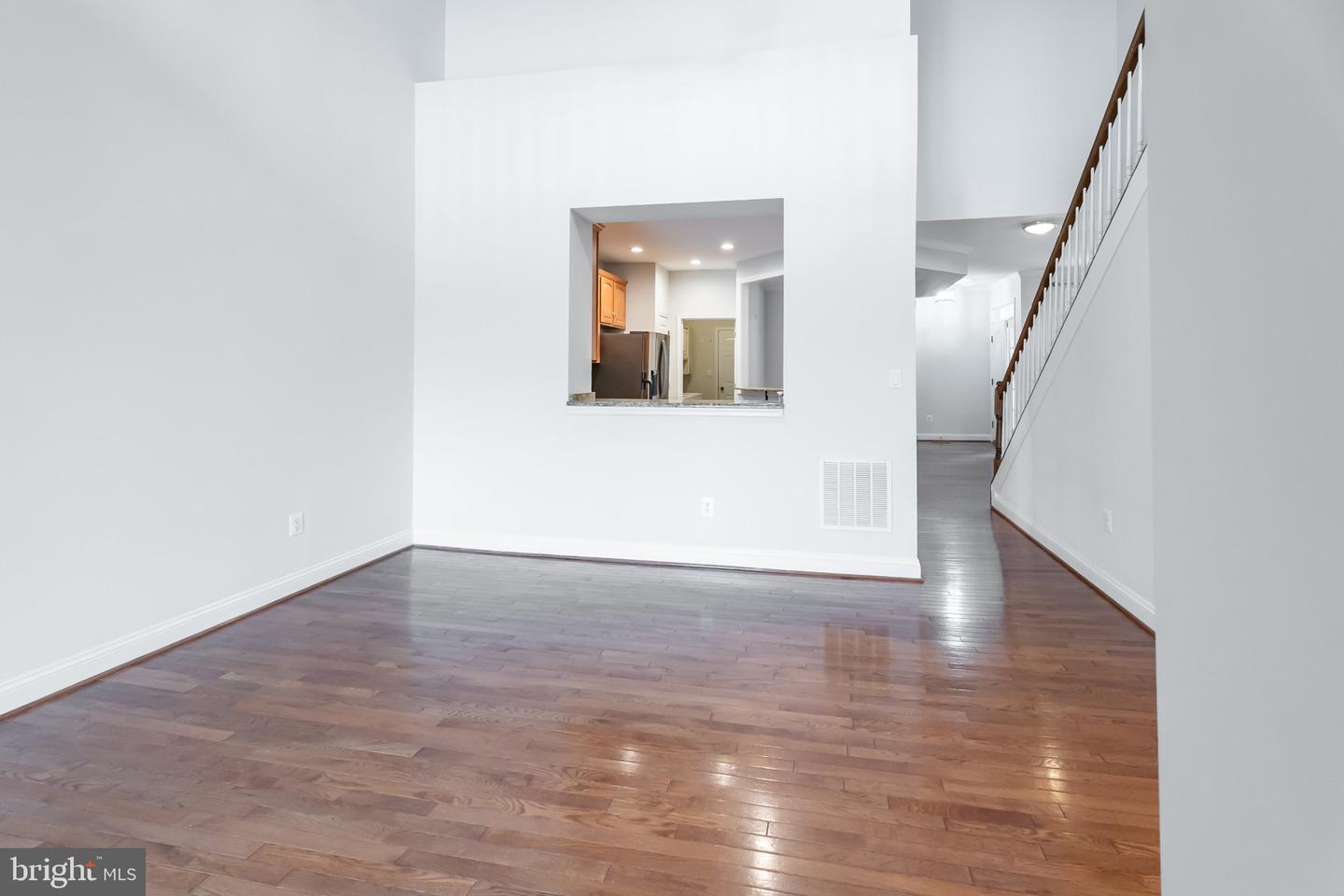 6912 Birkenhead Pl Property Photo 26