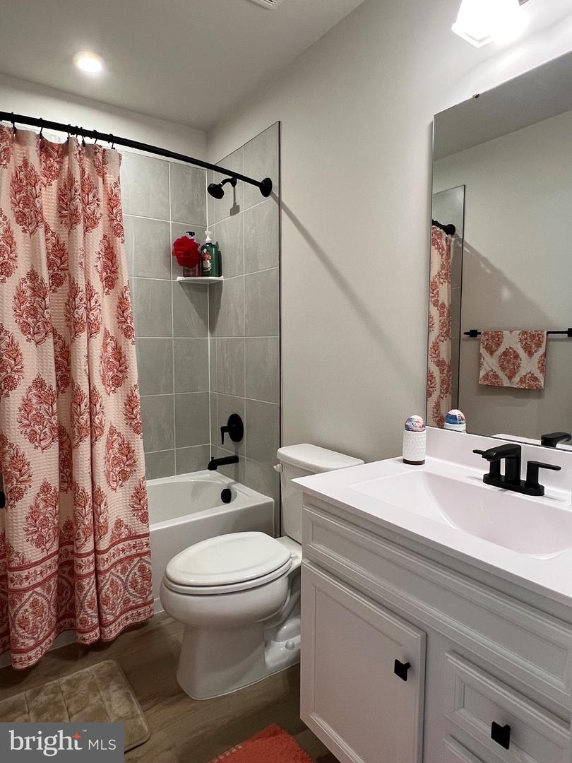 10314 Heritage Trail Ct Property Photo 11