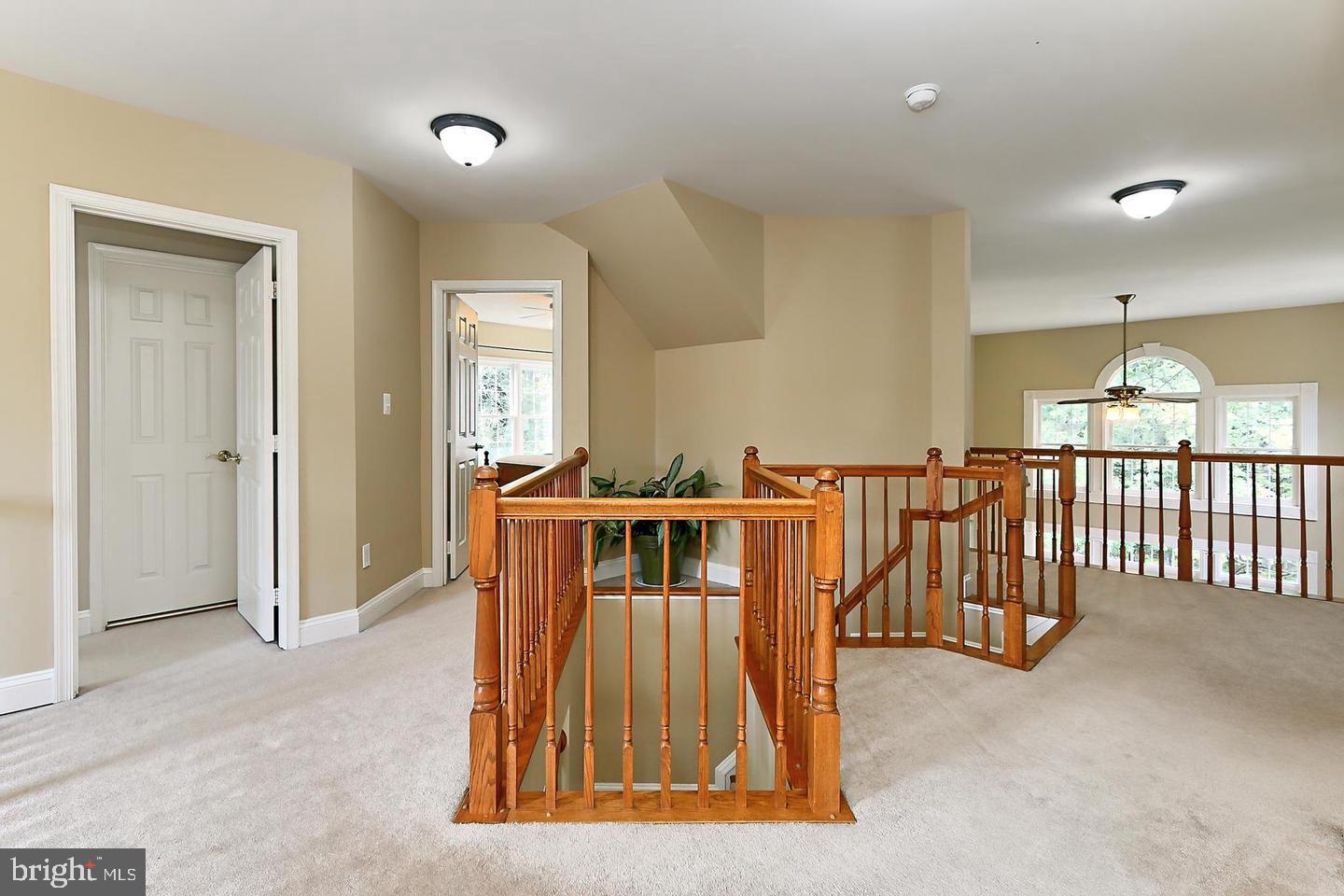 5749 Yewing Way Property Photo 31