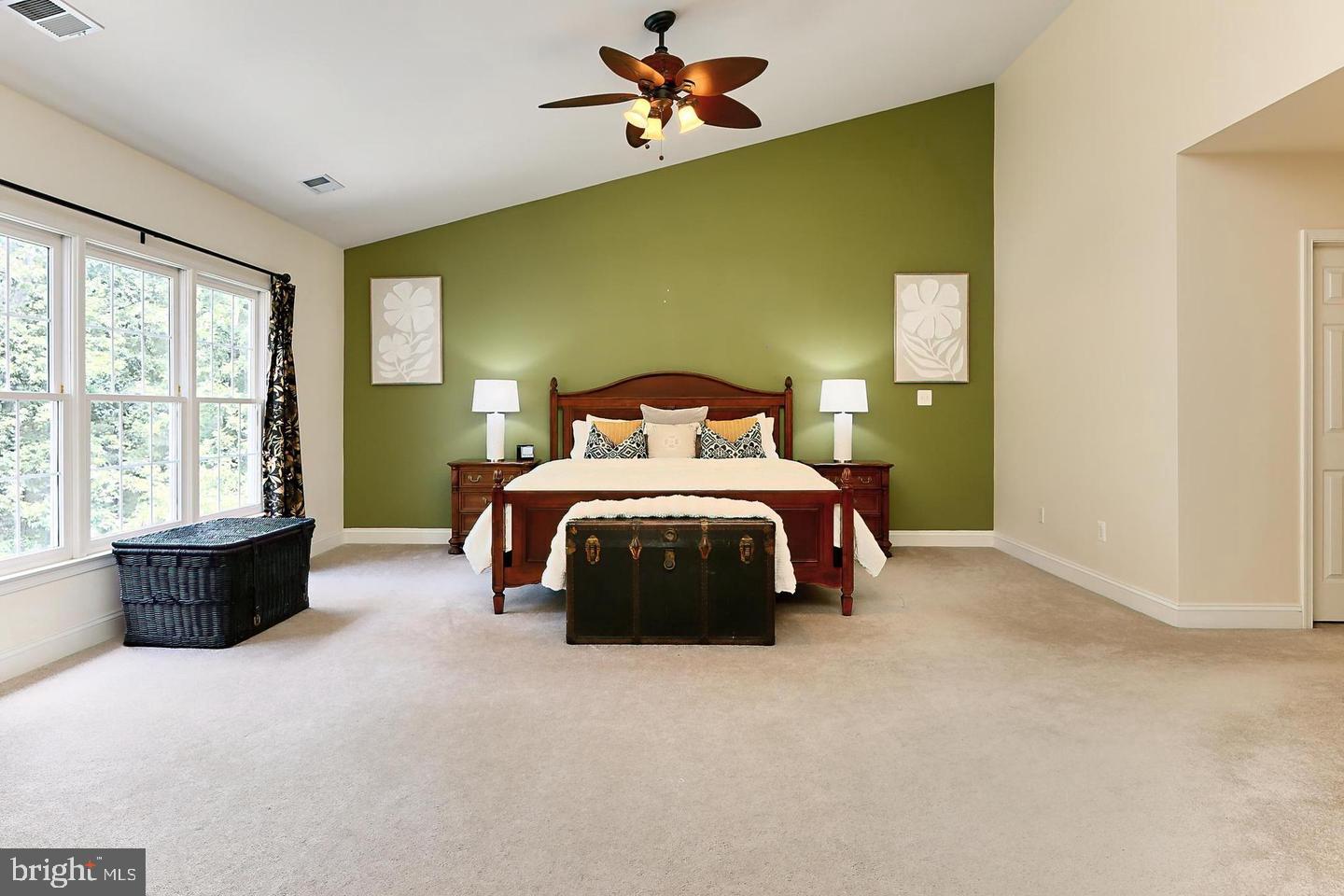 5749 Yewing Way Property Photo 34