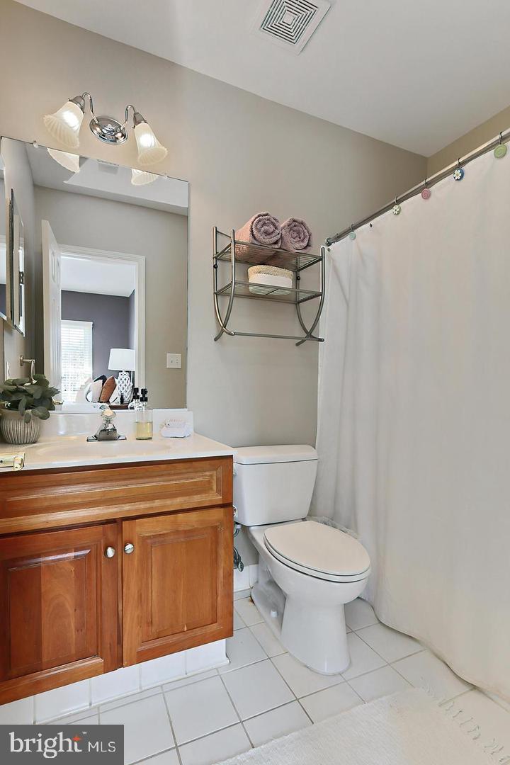 5749 Yewing Way Property Photo 41