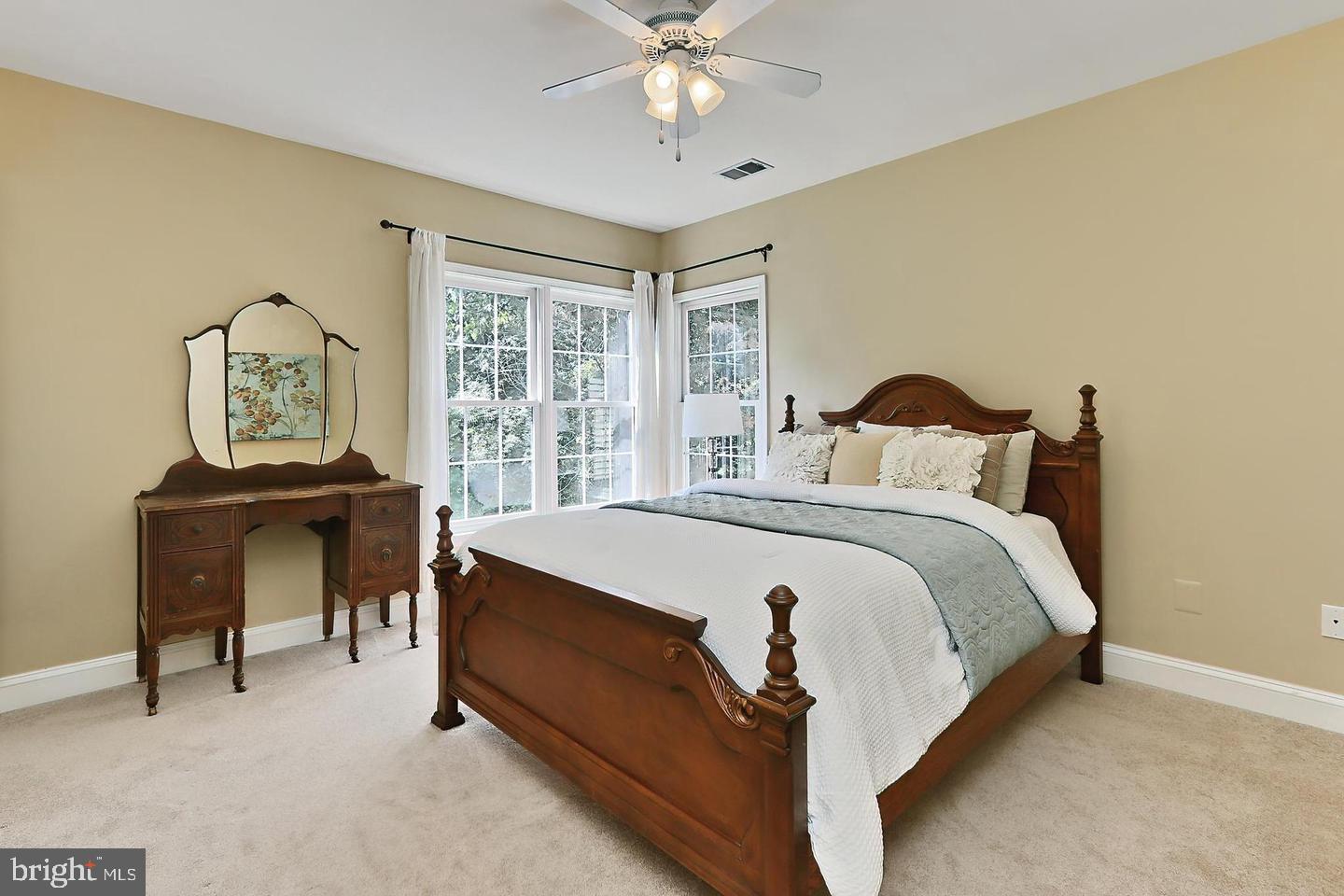 5749 Yewing Way Property Photo 42