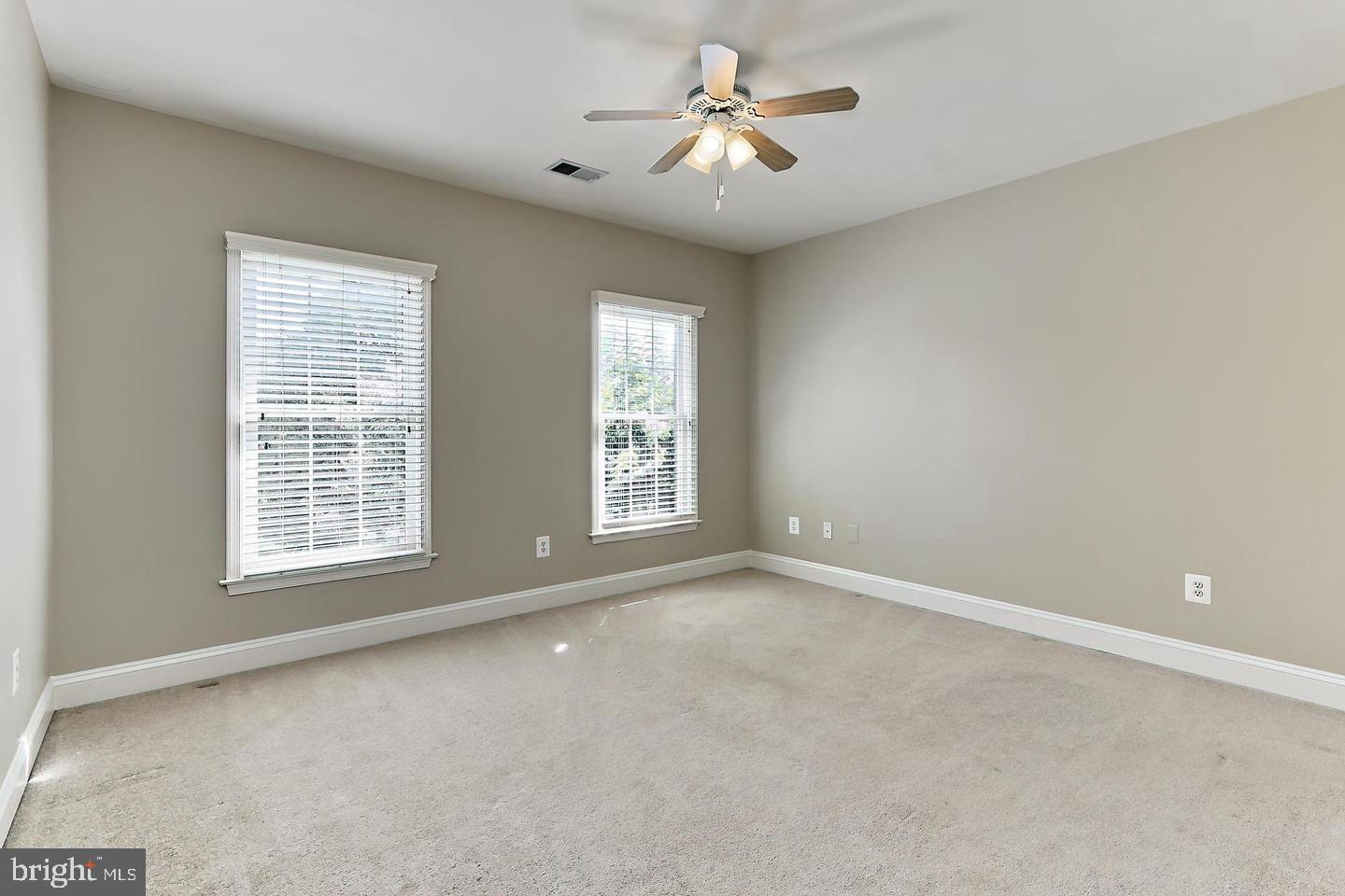 5749 Yewing Way Property Photo 44