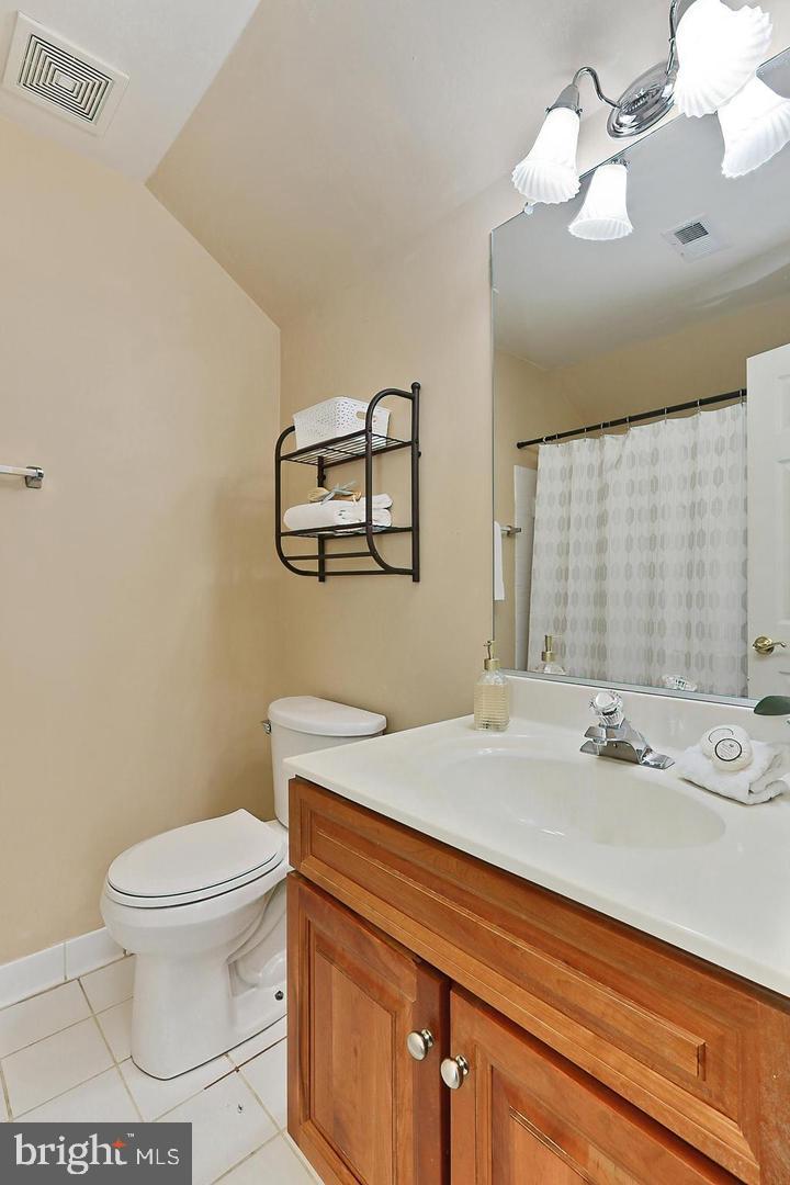 5749 Yewing Way Property Photo 47