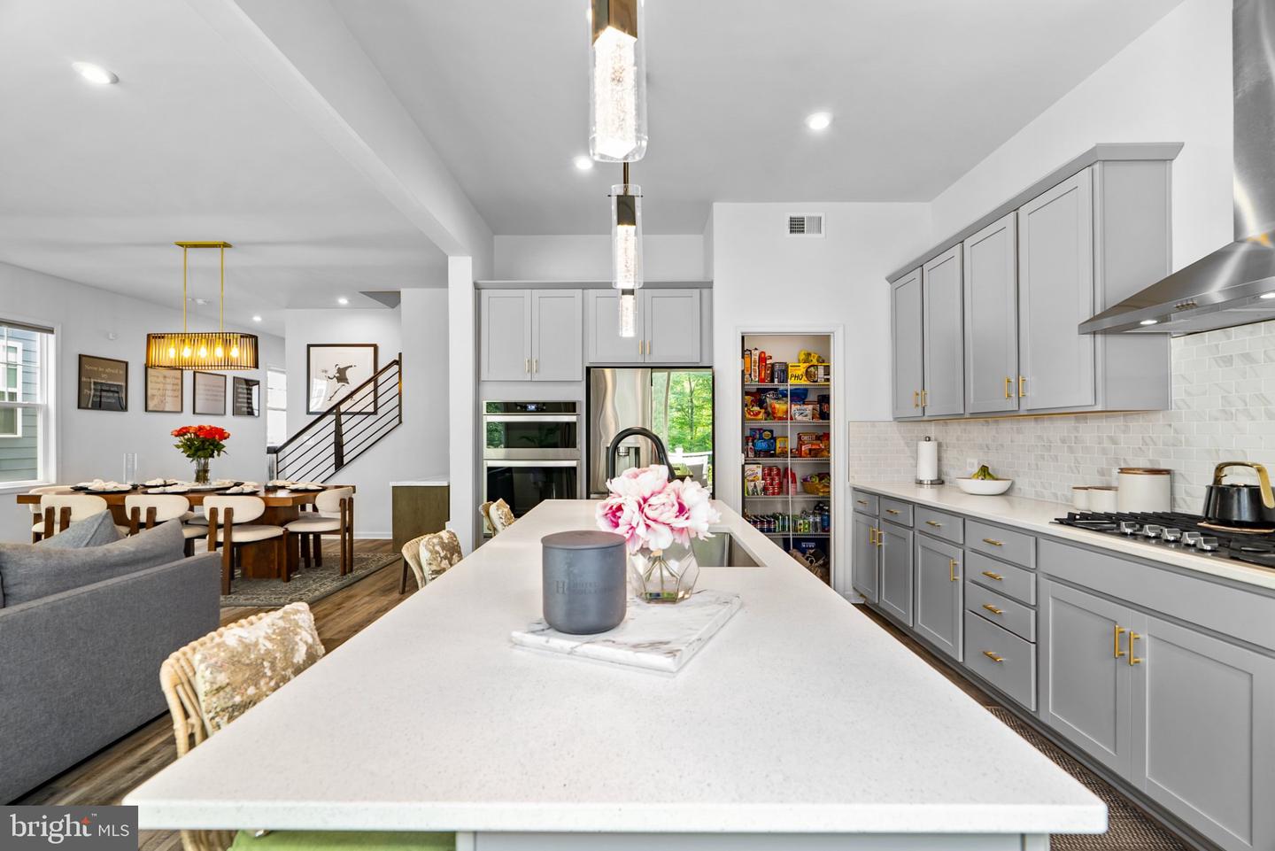 18140 Moss Garden Rd Property Photo 5