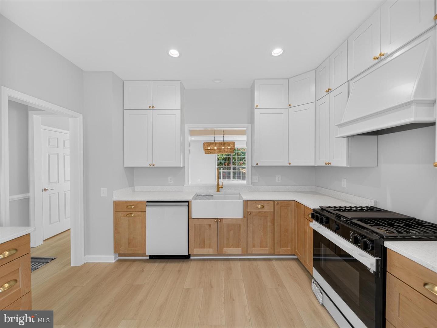 11739 Gascony Pl Property Photo 8