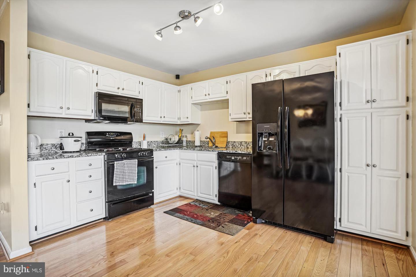 2816 Brier Pond Cir Property Photo 16