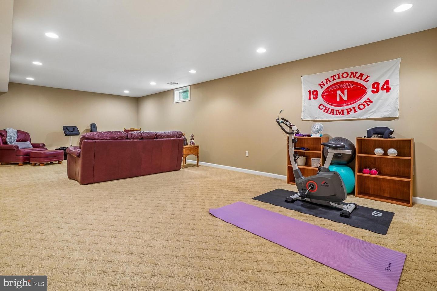 12840 Dunbarton Dr Property Photo 40