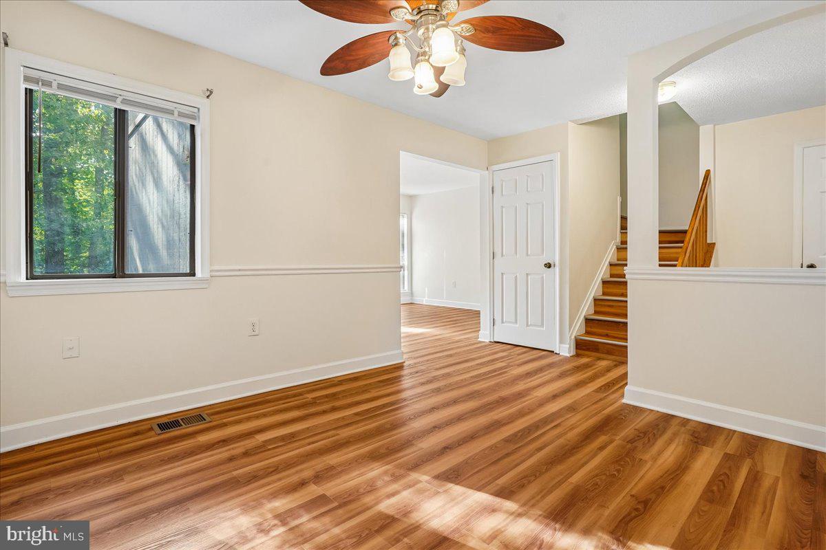 15285 Flintlock Ter Property Photo 3