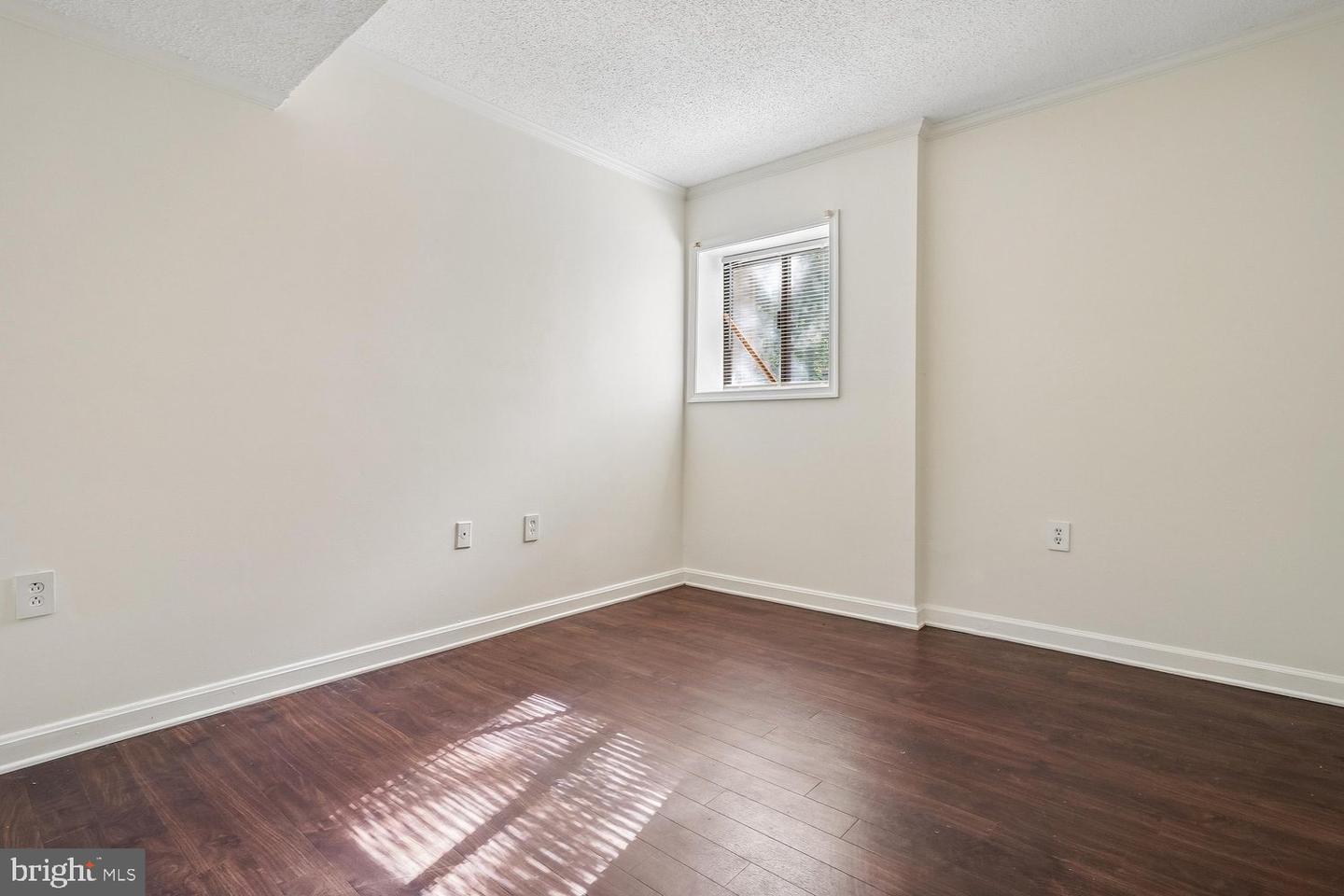 15285 Flintlock Ter Property Photo 10