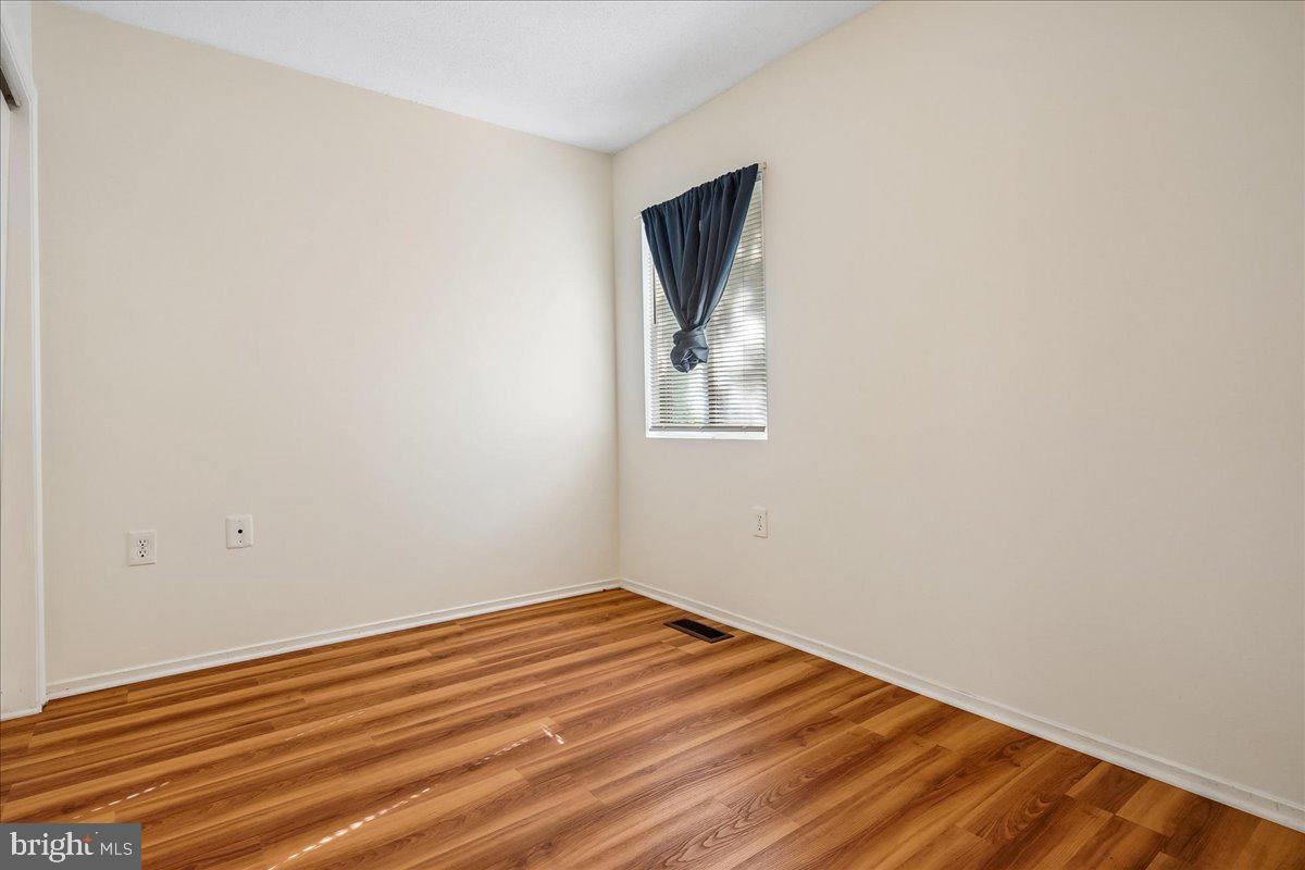 15285 Flintlock Ter Property Photo 13