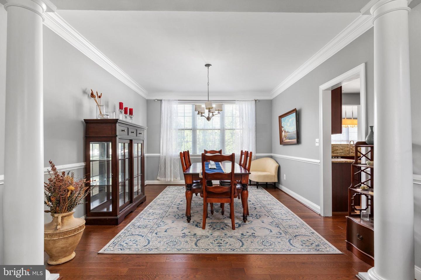 5813 Waterloo Bridge Cir Property Photo 6
