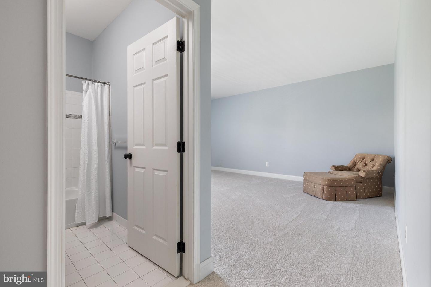 5813 Waterloo Bridge Cir Property Photo 26